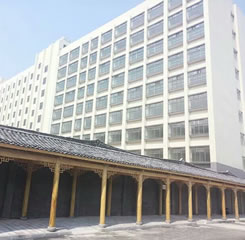 醫(yī)院長(zhǎng)廊